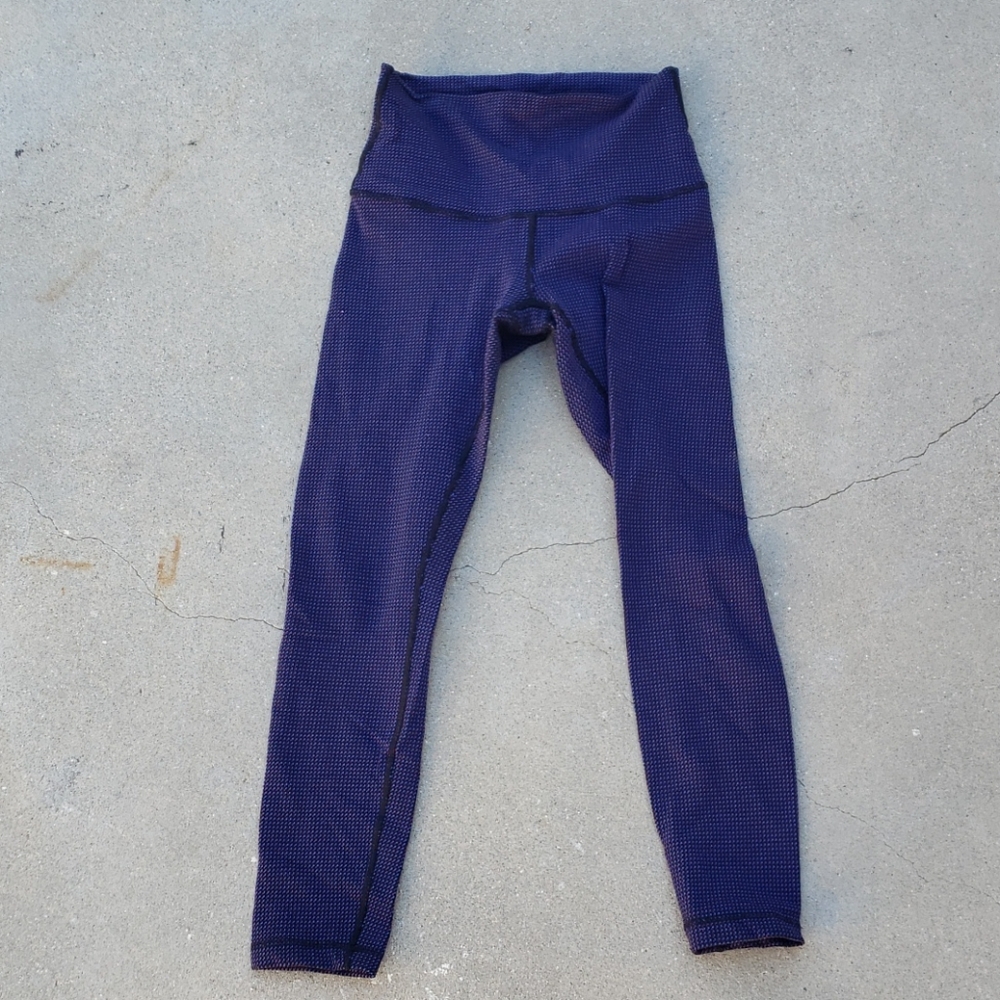 Lululemon Wunder Under rare size 6